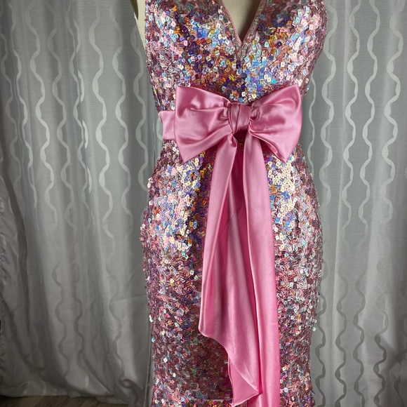 Night Moves Prom Collection - Picture 6 of 9